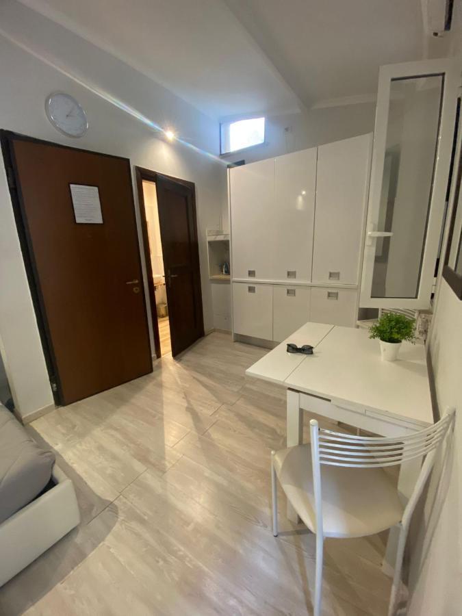 K'Alma Apartment Colosseo - Leopardi 罗马 外观 照片